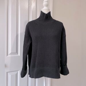 Everlane black Turtleneck Sweater